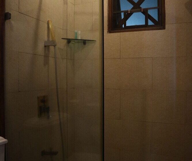 Joaquin's Bed And Breakfast