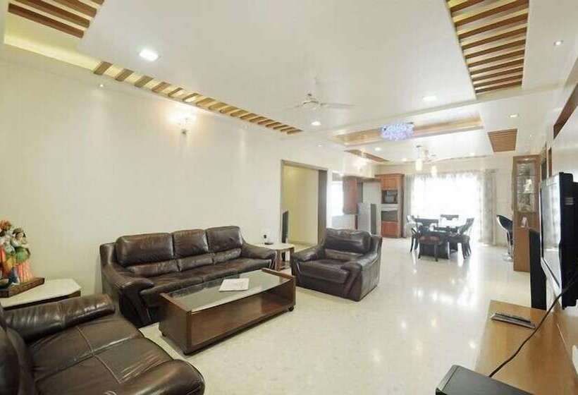 Kalpatharuvu Service Apartments