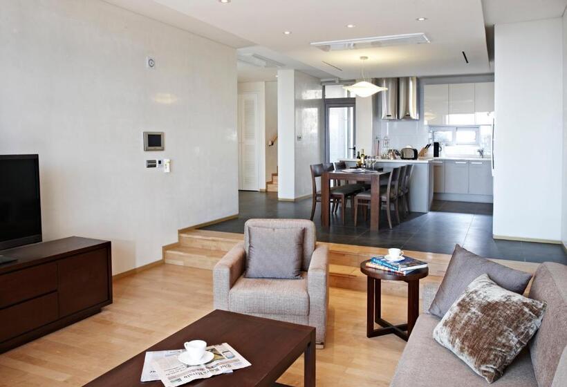 Lotte Resort Jeju Artvillas