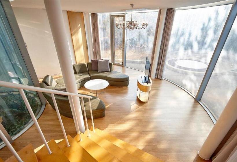 Lotte Resort Jeju Artvillas