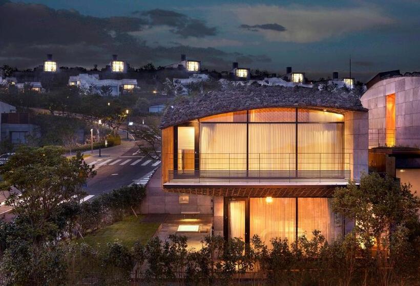 Lotte Resort Jeju Artvillas