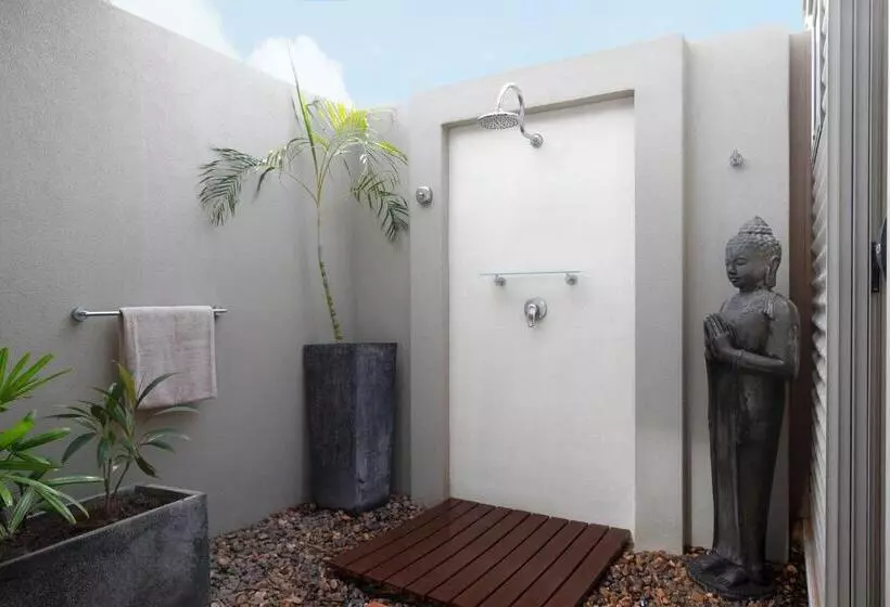 Mantra Frangipani Broome