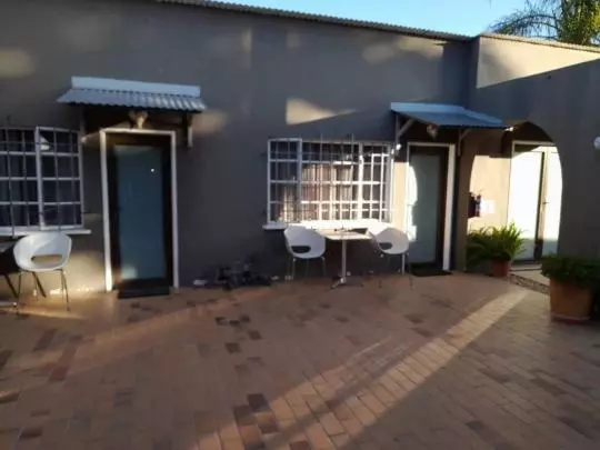 پانسیون Bush Pillow Guest House