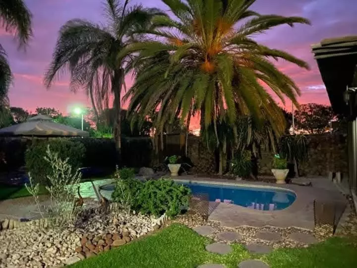 پانسیون Bush Pillow Guest House