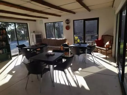 پانسیون Bush Pillow Guest House