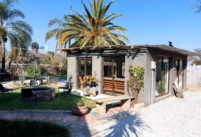 پانسیون Bush Pillow Guest House