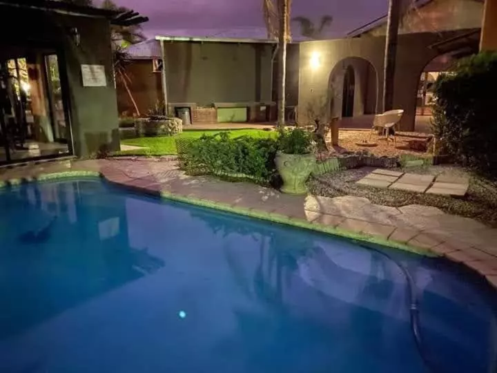 پانسیون Bush Pillow Guest House