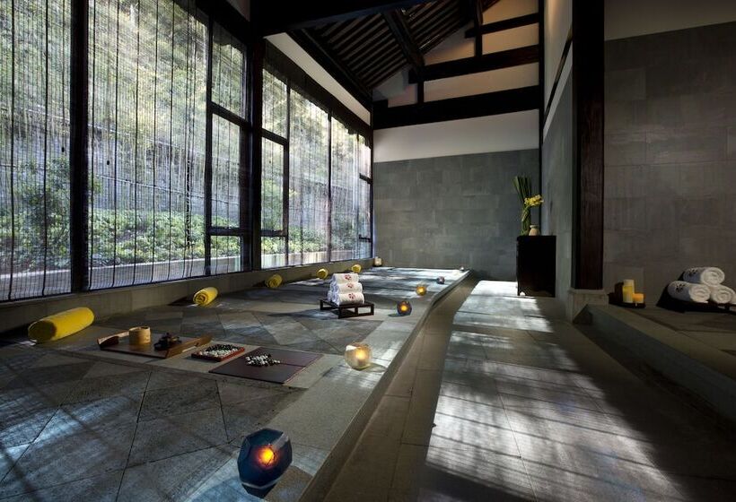 منتجع Banyan Tree Tengchong