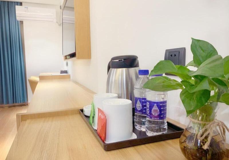 Hotel Greentree Inn Guangdong Zhanjiang Donghai Island