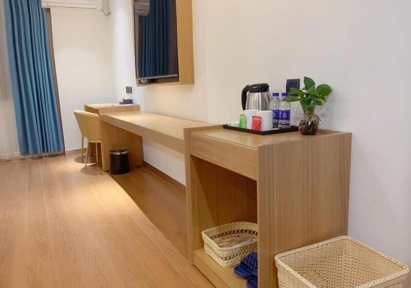 Hotel Greentree Inn Guangdong Zhanjiang Donghai Island