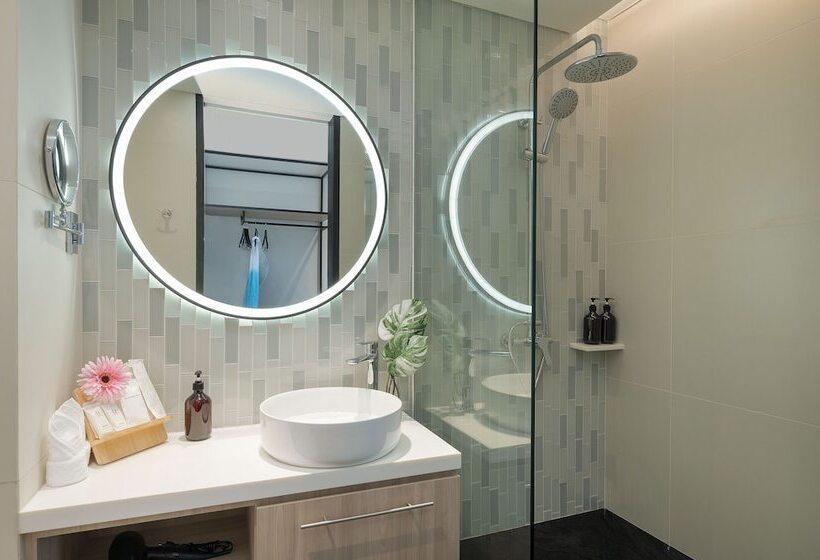 호텔 Jonox Phuket Karon