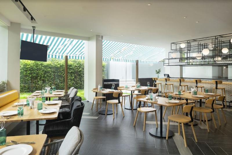 호텔 Jonox Phuket Karon