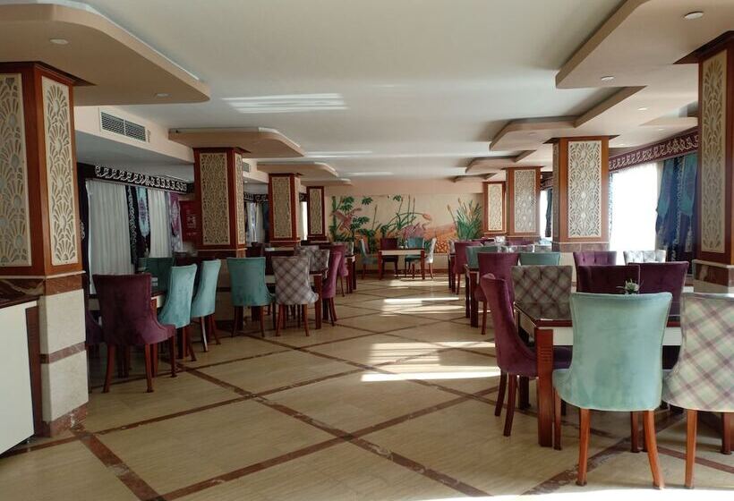 هتل Nile Transport