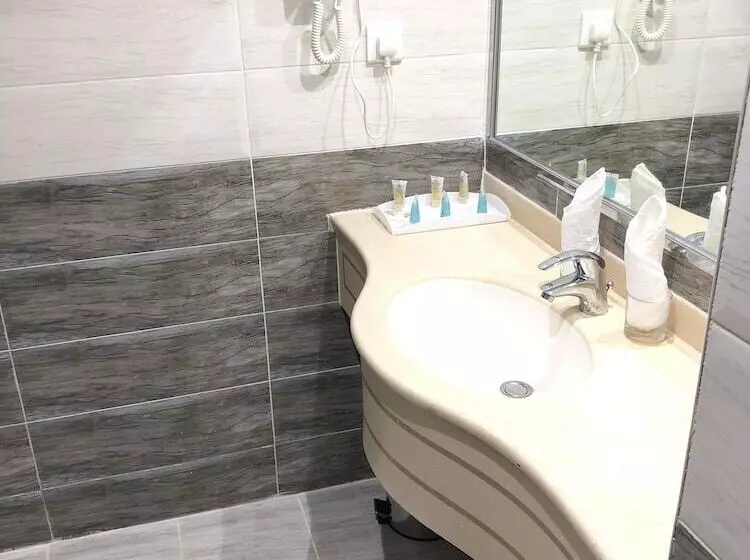 Hotelli Zaha Al Madina