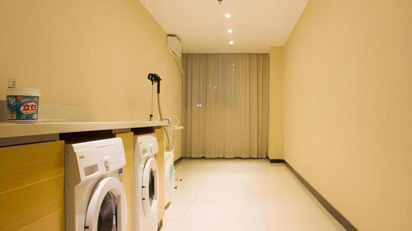 هتل City Comfort Inn Baise City Center Jinhua