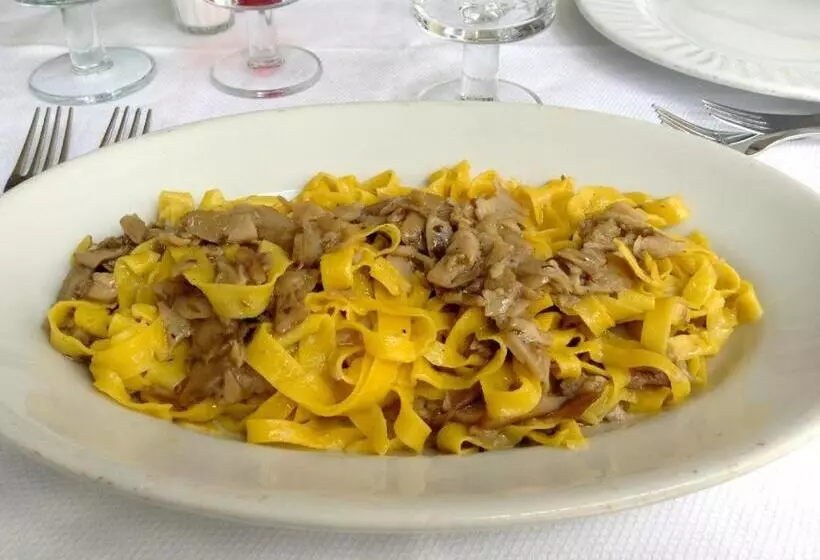 Hotelli Acquacheta Valtancoli