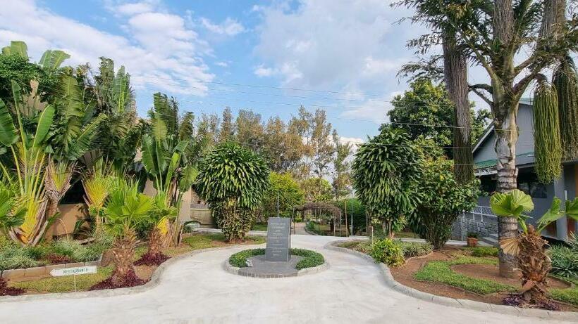 בית מלון כפרי Milpark