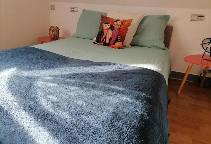 Pensió Chez Sophie Et Thibault