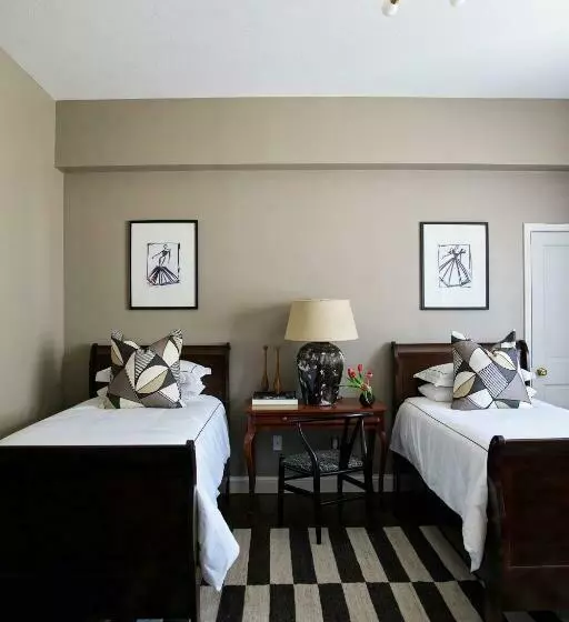 Retkeilymaja Inn Of Chagrin