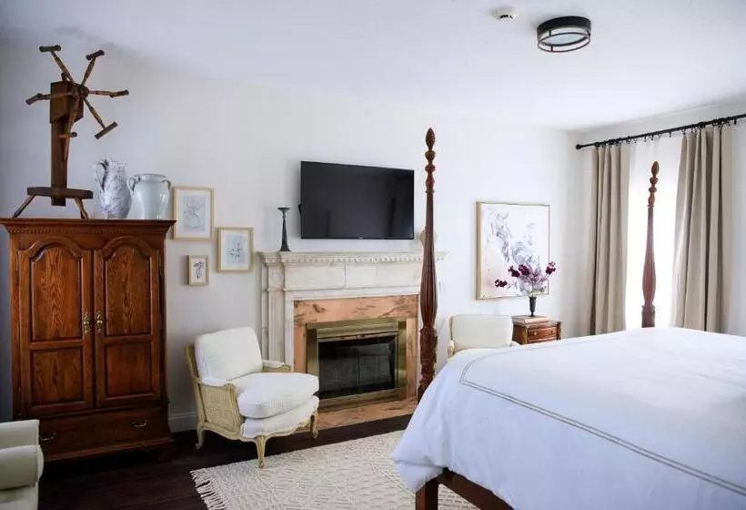 Retkeilymaja Inn Of Chagrin