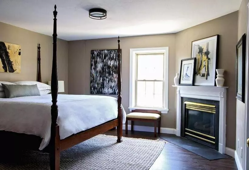 Retkeilymaja Inn Of Chagrin