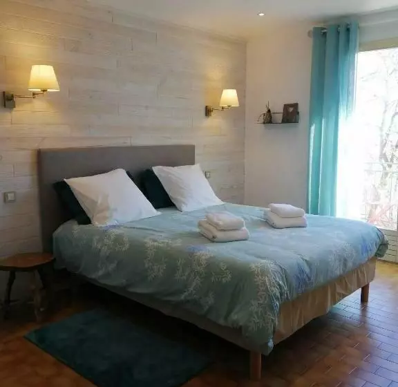 Aamiaismajoitus (B&B) Alabrena