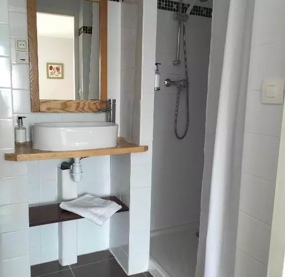 Aamiaismajoitus (B&B) Alabrena
