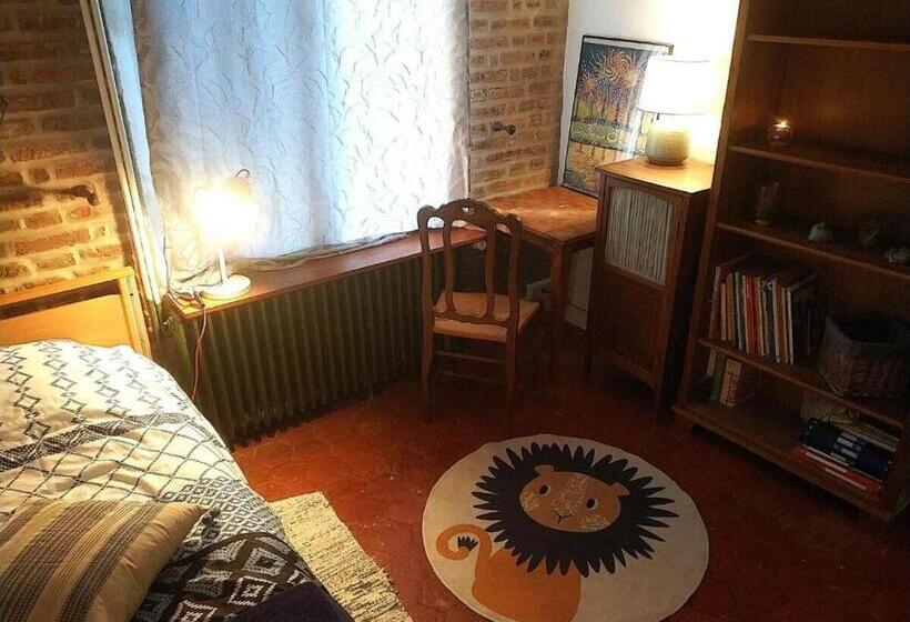 ベッドアンドブレックファースト Chambre Calme Et Accueillante, Parking Gratuit, Navette Gare Ou Aéroport