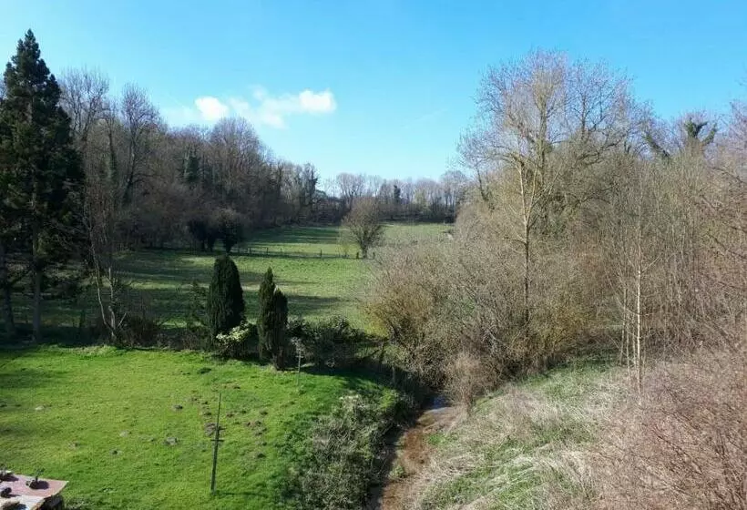 Aamiaismajoitus (B&B) Chambre Chez L Habitant Les Aubes Du Vexin