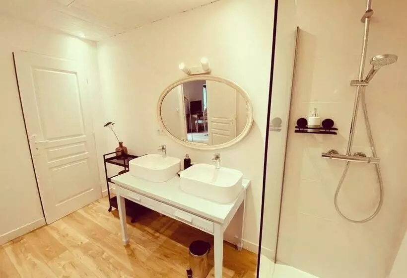 Aamiaismajoitus (B&B) Clos Labellie   Gîte Et Chambre D Hôtes à Saint Emilion