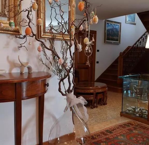 Aamiaismajoitus (B&B) La Collina Delle Acacie