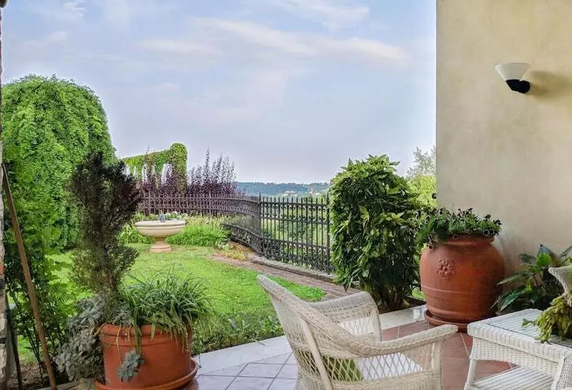 Aamiaismajoitus (B&B) La Collina Delle Acacie