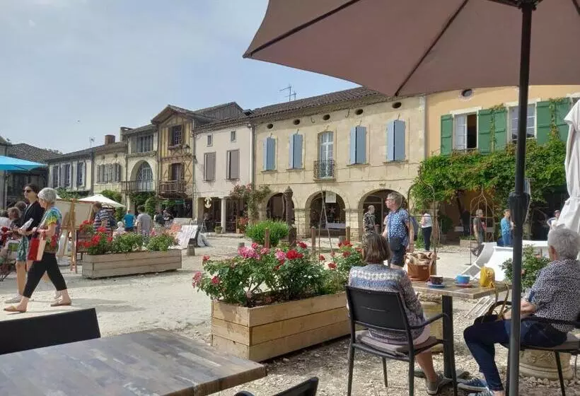 Aamiaismajoitus (B&B) Les Eygletières