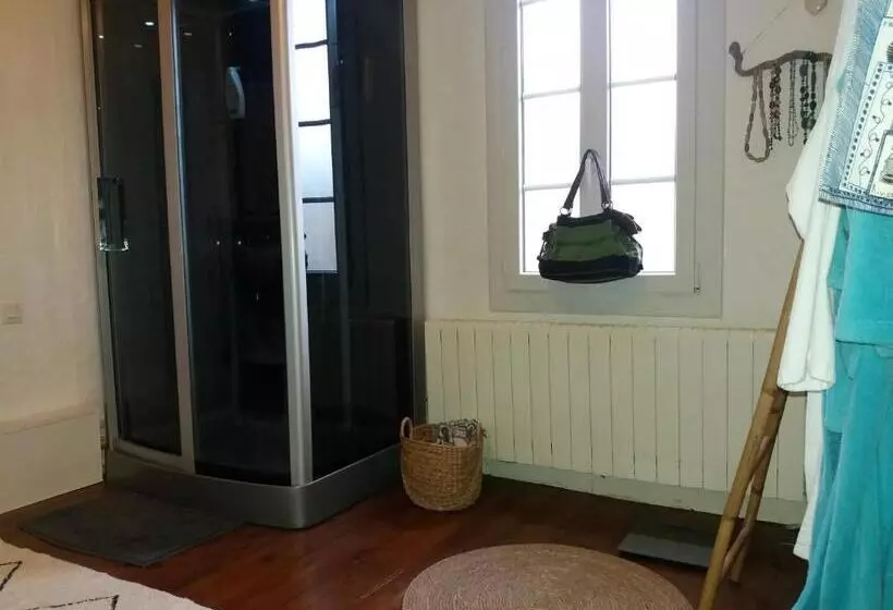 Aamiaismajoitus (B&B) Les Eygletières