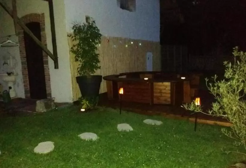 Aamiaismajoitus (B&B) Les Eygletières