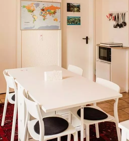 Aamiaismajoitus (B&B) Ruhige Zimmer Im Grünen Und Studio Im Naherholungsgebiet