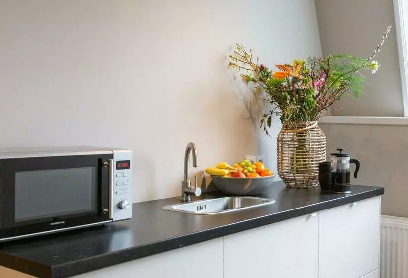 ベッドアンドブレックファースト Weeruusz