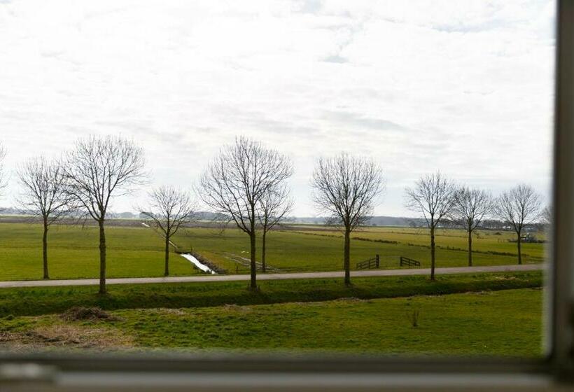 住宿加早餐 Weeruusz