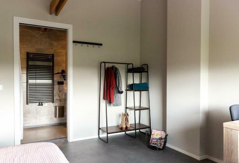 住宿加早餐 Weeruusz