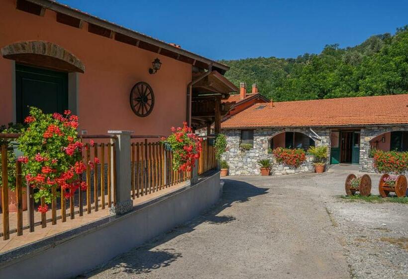 ホテル 01234   Agriturismo La Marpea, Esperienza In Mezzo Alla Natura E Al Cibo Tipico Italiano