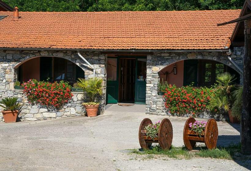 ホテル 01234   Agriturismo La Marpea, Esperienza In Mezzo Alla Natura E Al Cibo Tipico Italiano