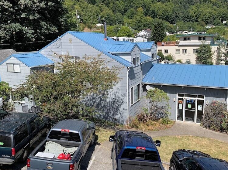 호텔 Curley S Resort & Dive Center