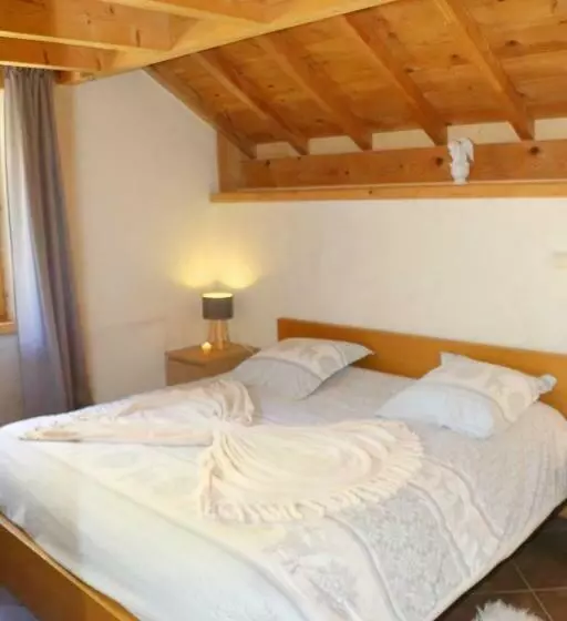 Majatalo Chalet Savoyard Balcon De Villy