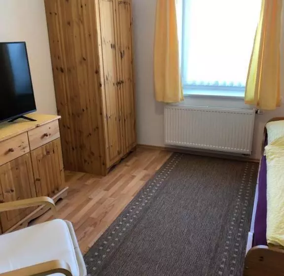 Majatalo Gutshaus Bliesekow