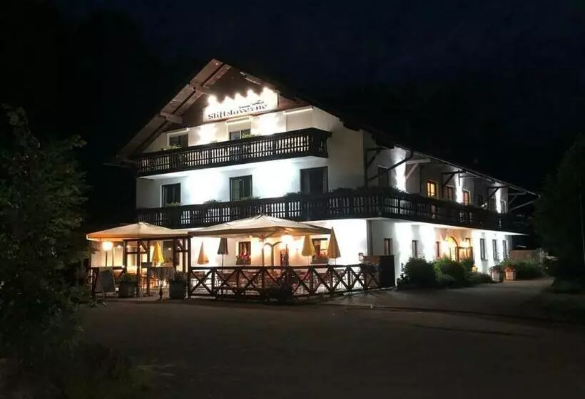 Majatalo Stiftstaverne Klein Mariazell