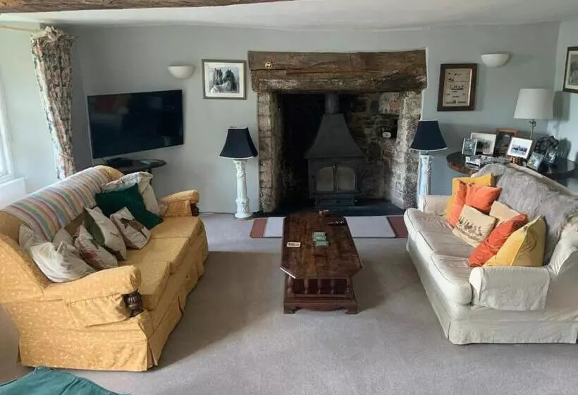 ベッドアンドブレックファースト Higher Biddacott Farm