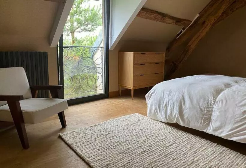 Aamiaismajoitus (B&B) La Ferme De Châtenoy   Le Mouton Noir