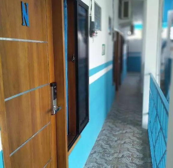 Hotelli Penginapan Banyu Biruku