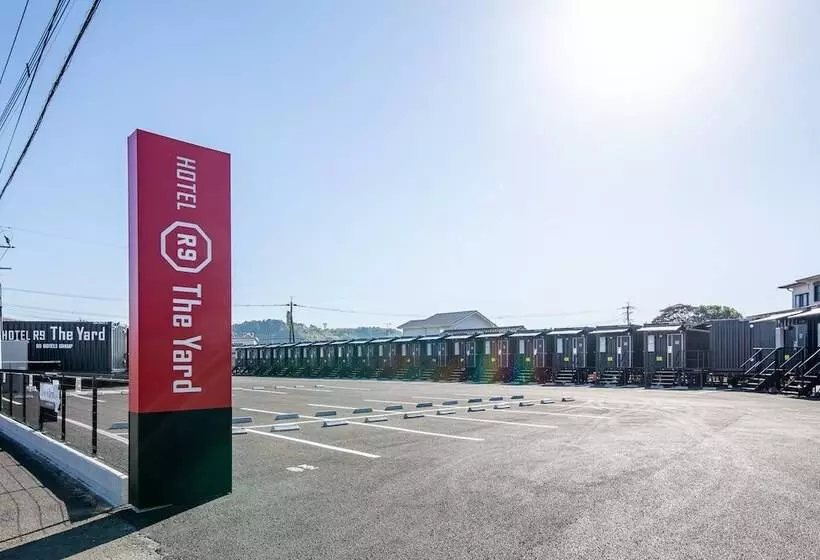 Hotelli R9 The Yard Isa