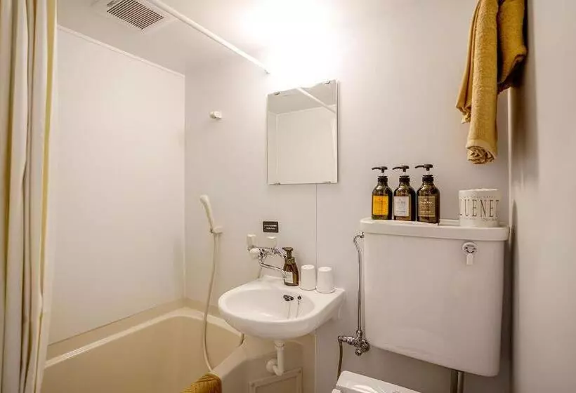 Hotelli R9 The Yard Isa